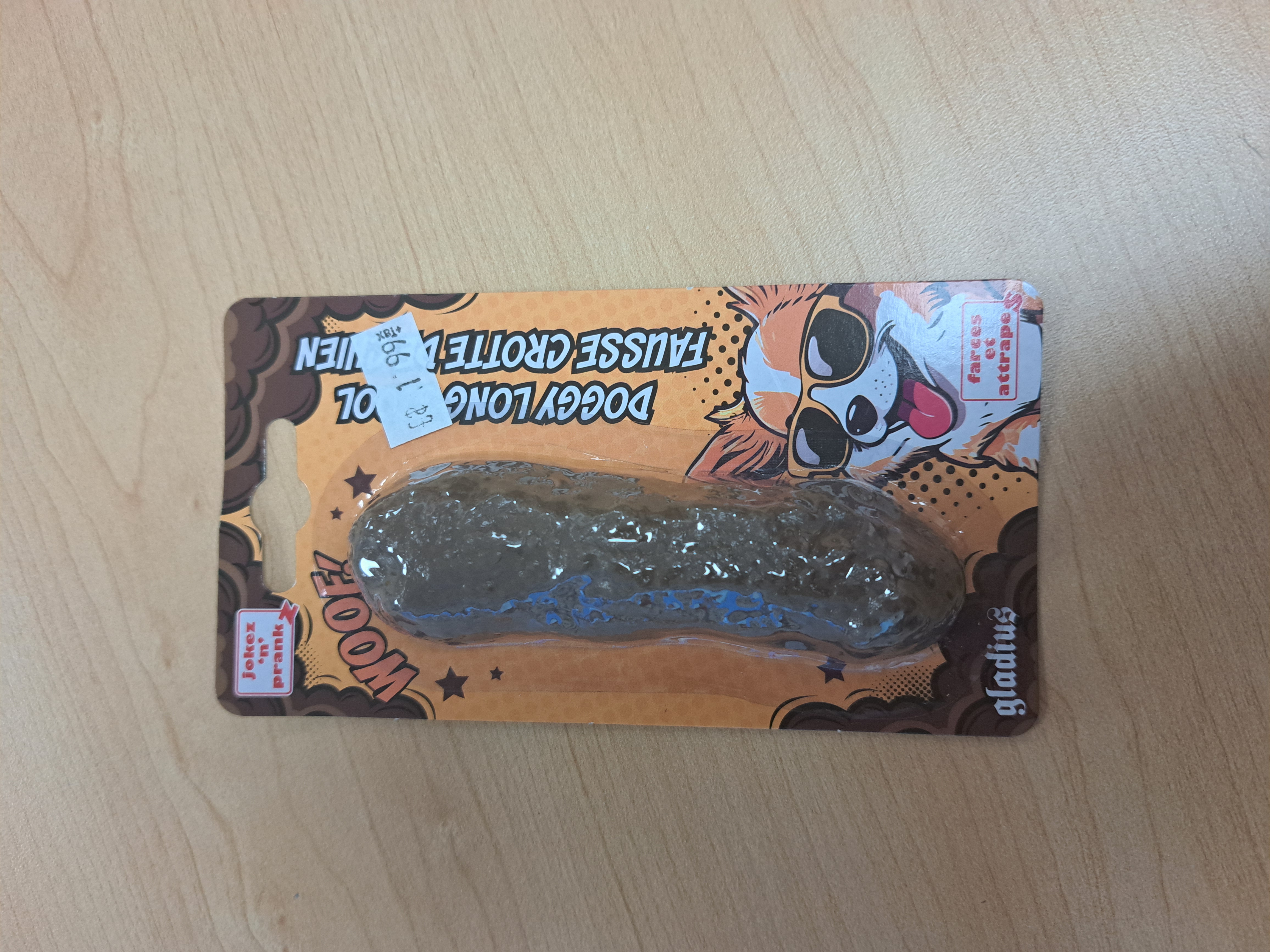 farce et attrape - fausse crotte de chien